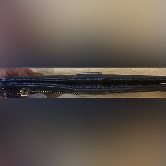 Kate Spade EUC Stacy Laurel Way Black Saffiano Leather Large Slim Bifold Wallet - Picture 7 of 11